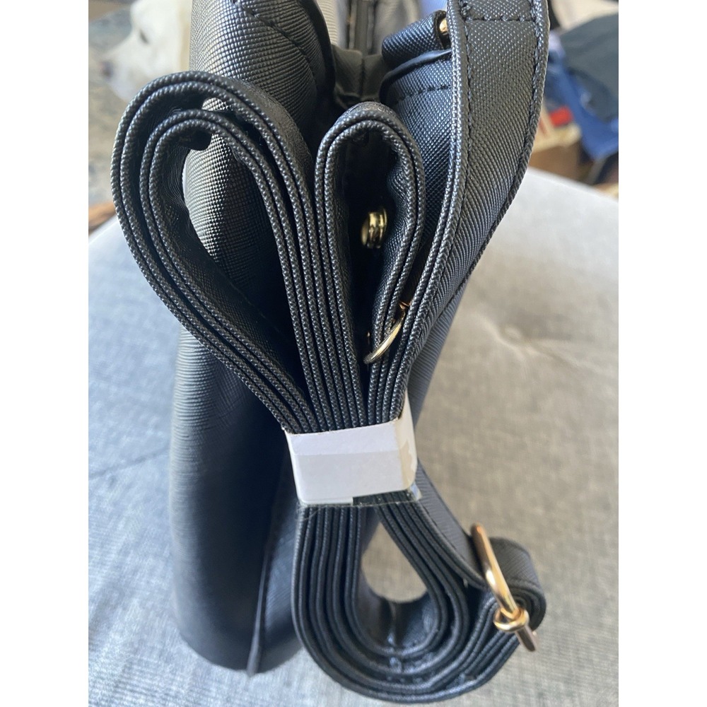 Risotto Brand Handbag And Wallet Vegan PETA Approved Black - Shoulder Strap - Picture 5 of 11